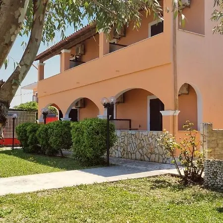 Anna Garden Σιδάρι