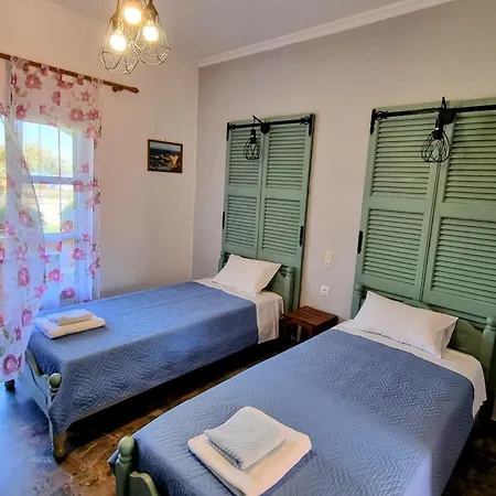 Anna Garden Sidari Σιδάρι